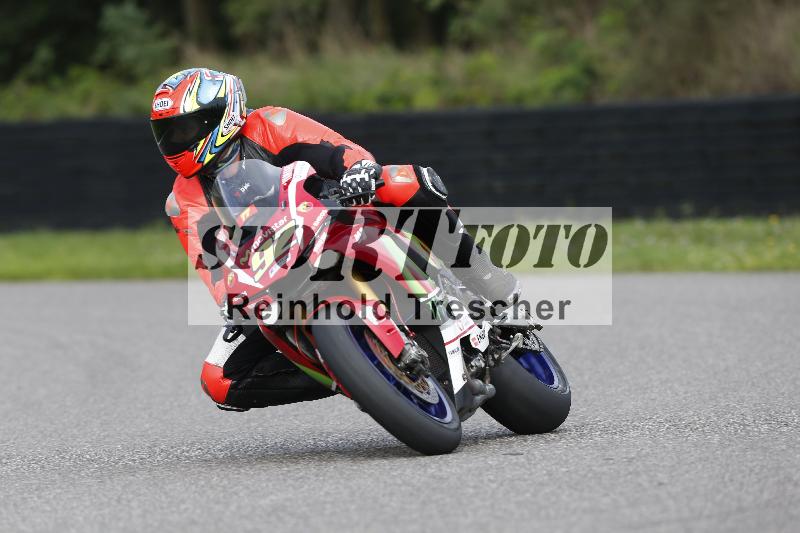 /53 16.09.2025 Track Day Domi Aegerter ADR/Gruppe rot/92